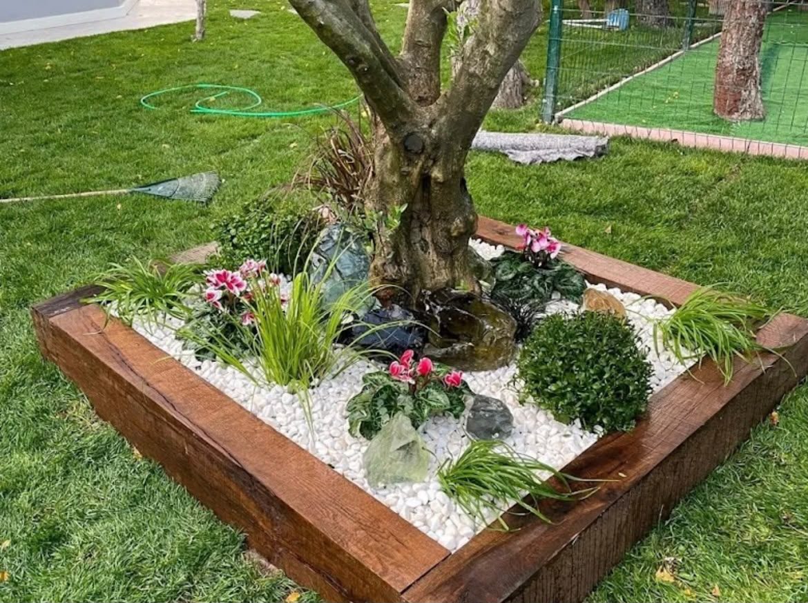 Arnavutköy Gölpark Villa Bahçesi Ağaç Dibi Peyzaj Düzenleme Çalışması